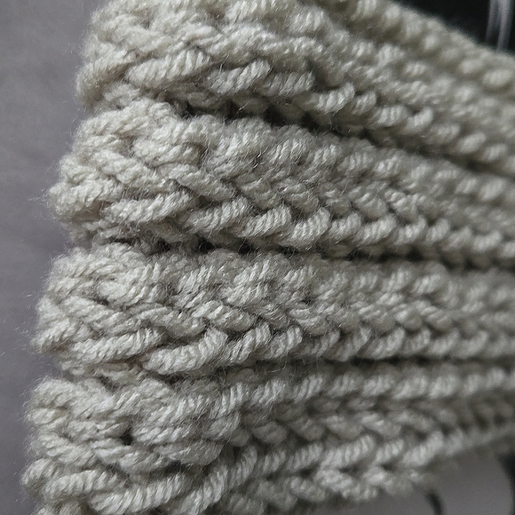 Handmade Knit Turban Headband - Picture 5 of 6